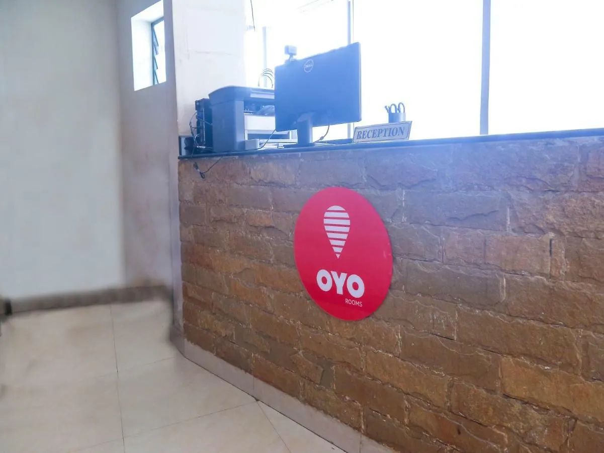 Oyo 5692 Stay Inn Residency Kochi 2*,